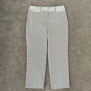 Ann Taylor Factory capris pants. Women’s Size 6